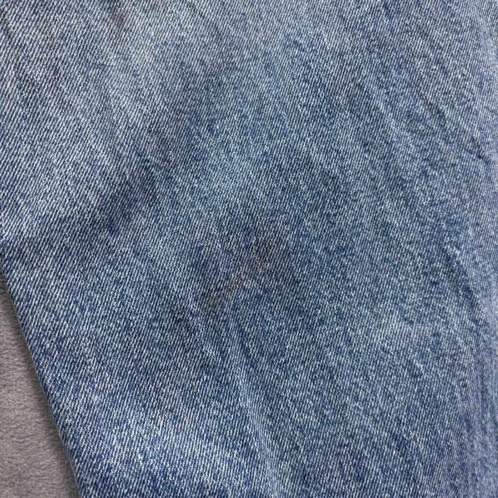 Levis 550 Relaxed Fit Tapered Leg Jeans Mens 42x32 Medium Wash Blue Denim